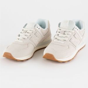 Women’s new balance 574 size 7 shoe